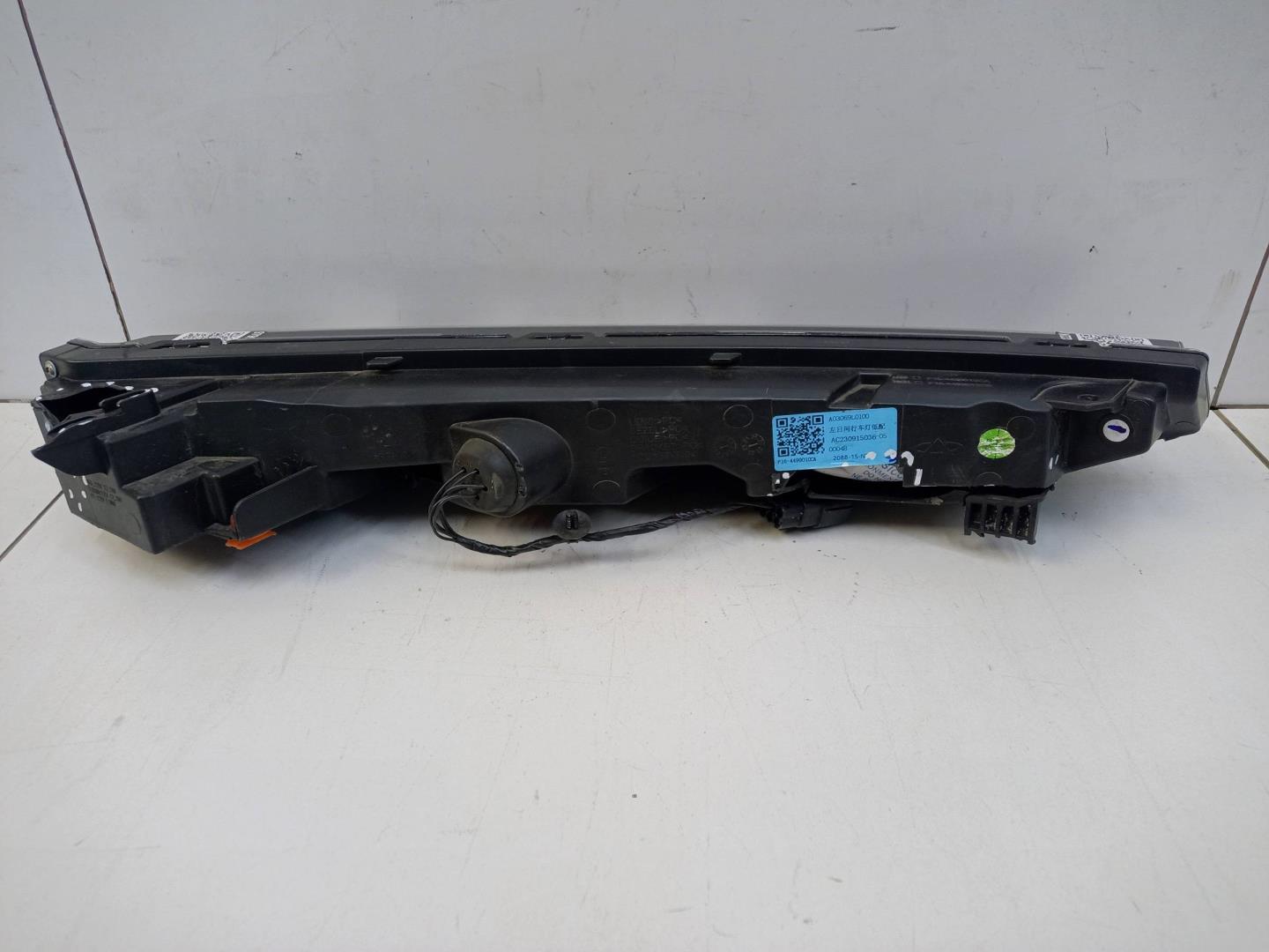 Фара дневного света левая (ходовые огни)