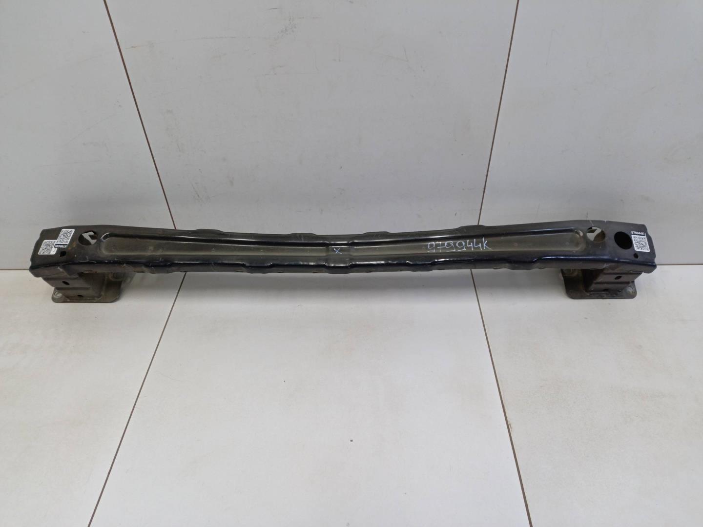 Усилитель заднего бампера