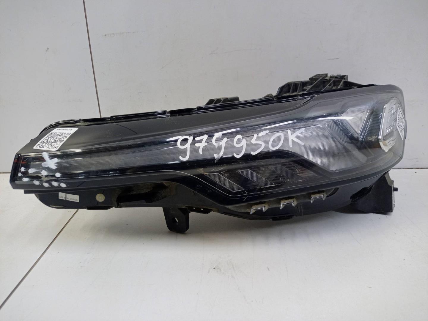 Фара дневного света левая (ходовые огни)