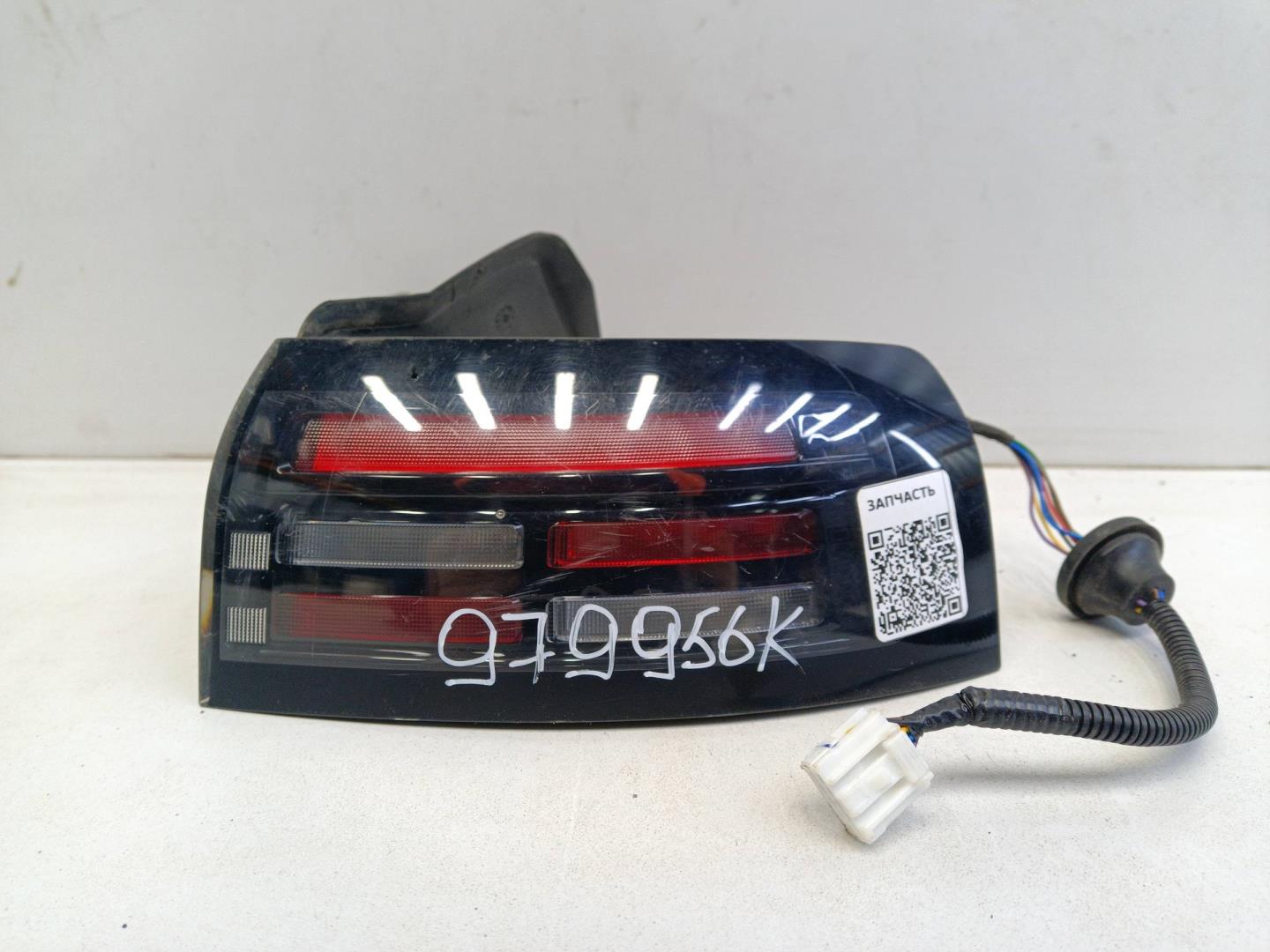 Фонарь задний правый