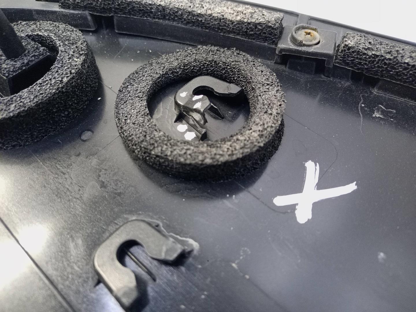 Накладка крышки багажника