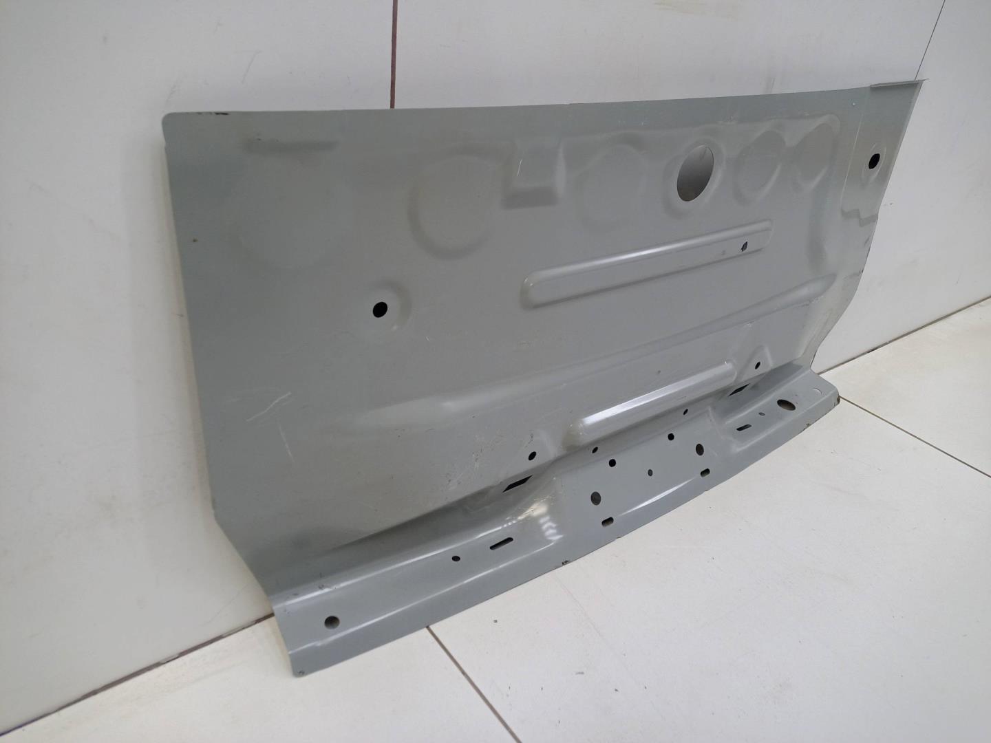 Панель задняя