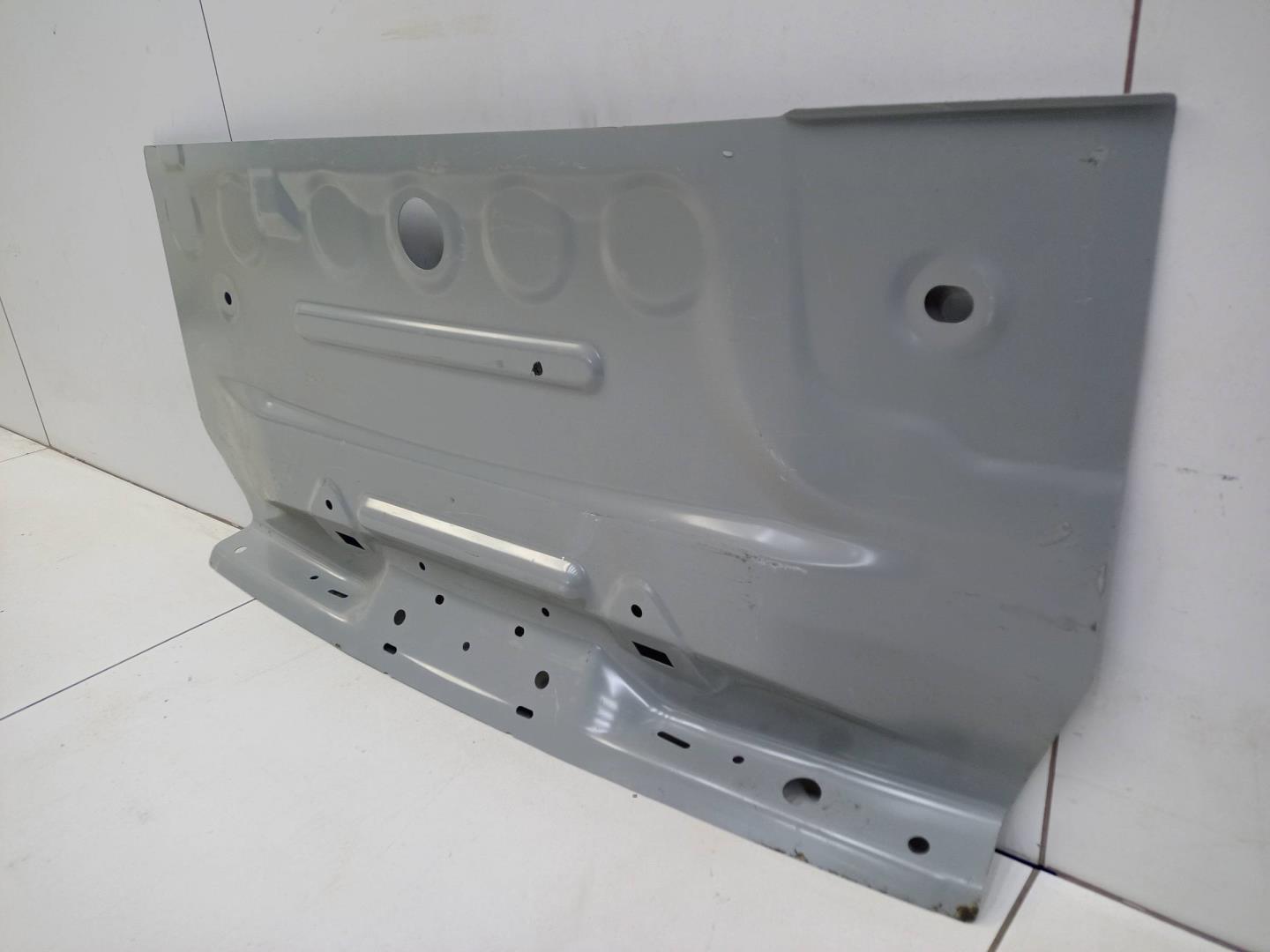 Панель задняя