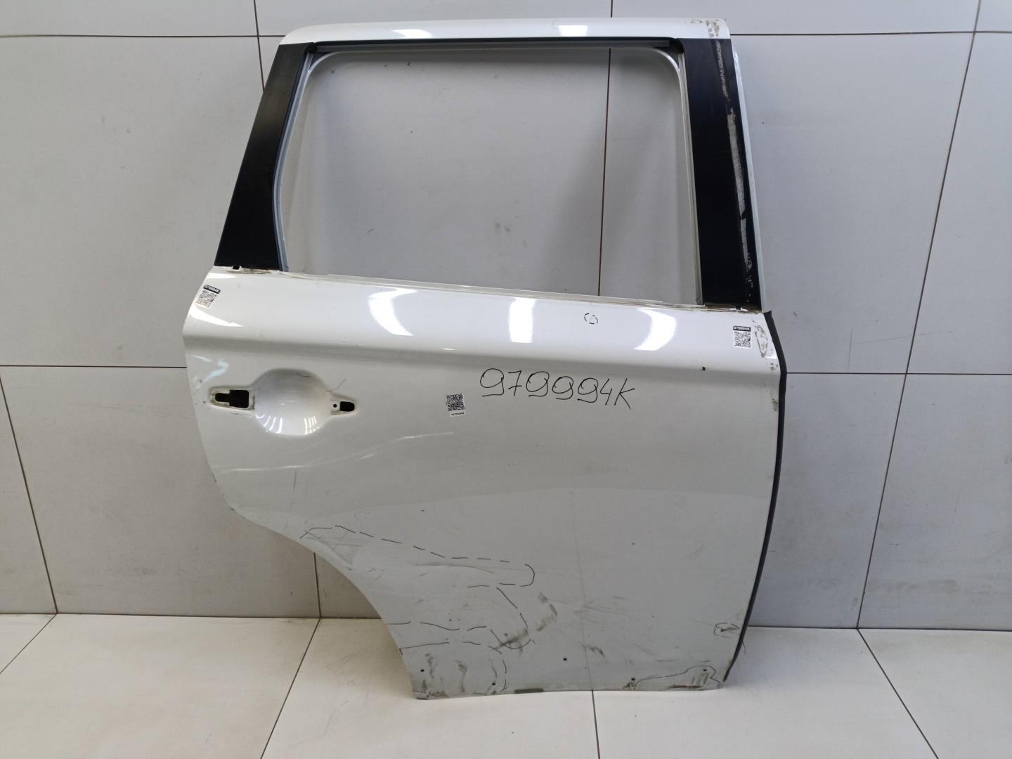 Дверь задняя правая