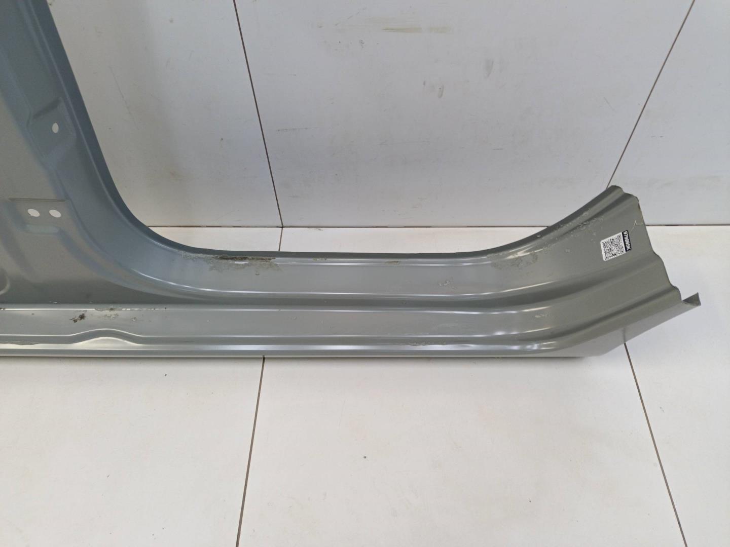 Кузовной элемент