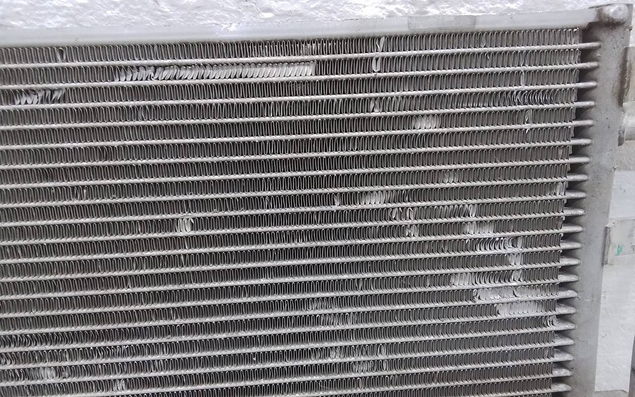 Радиатор кондиционера / конденсер