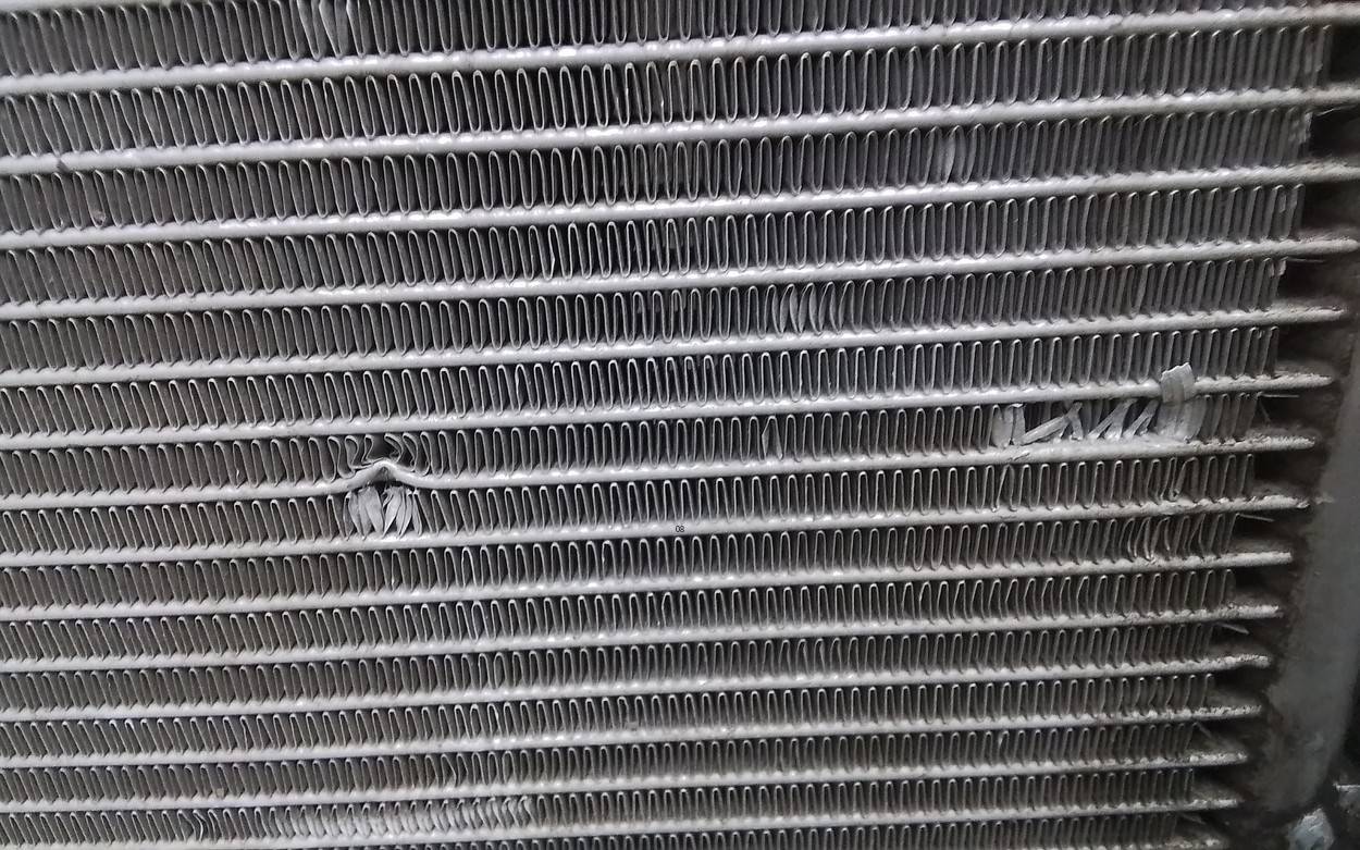 Радиатор кондиционера / конденсер