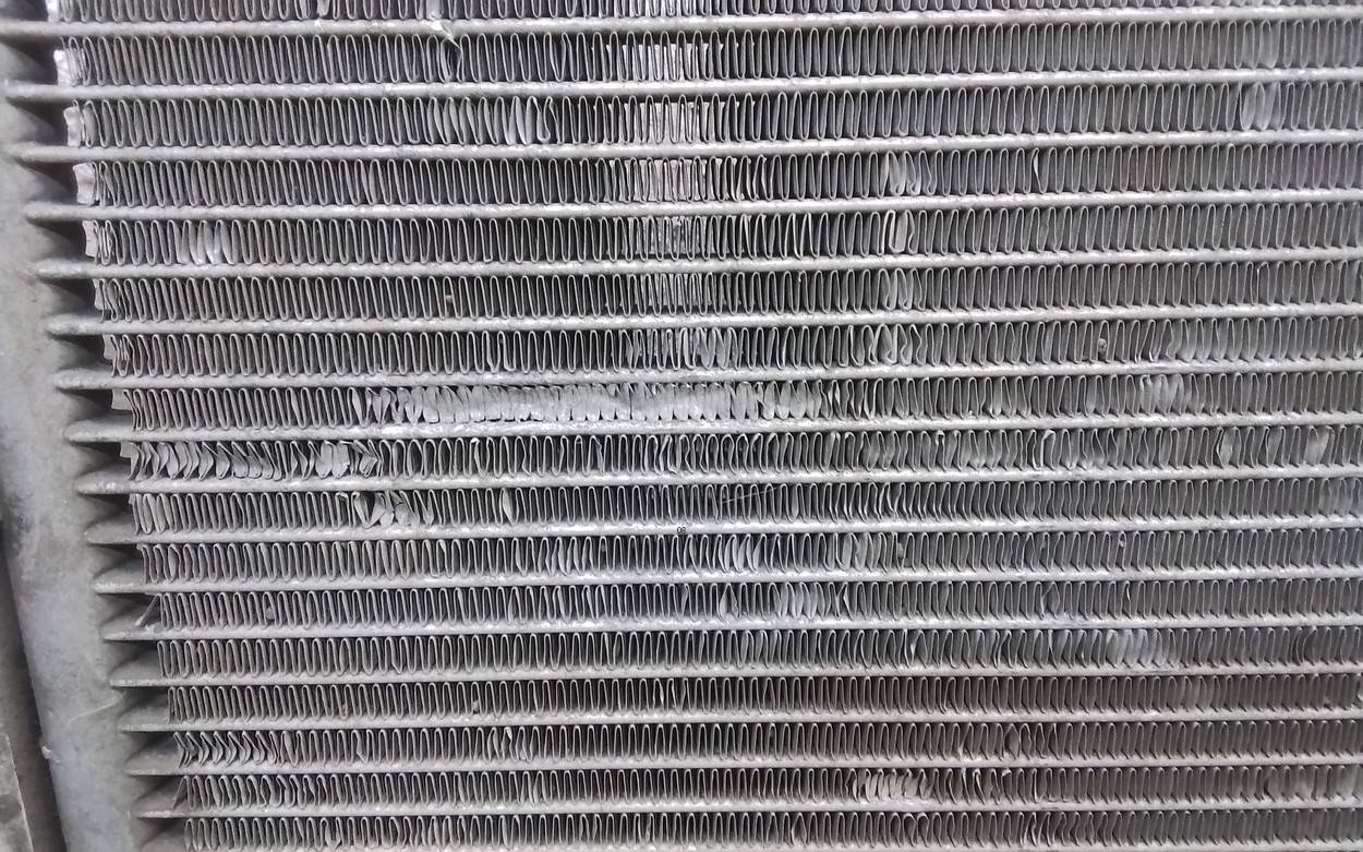 Радиатор кондиционера / конденсер