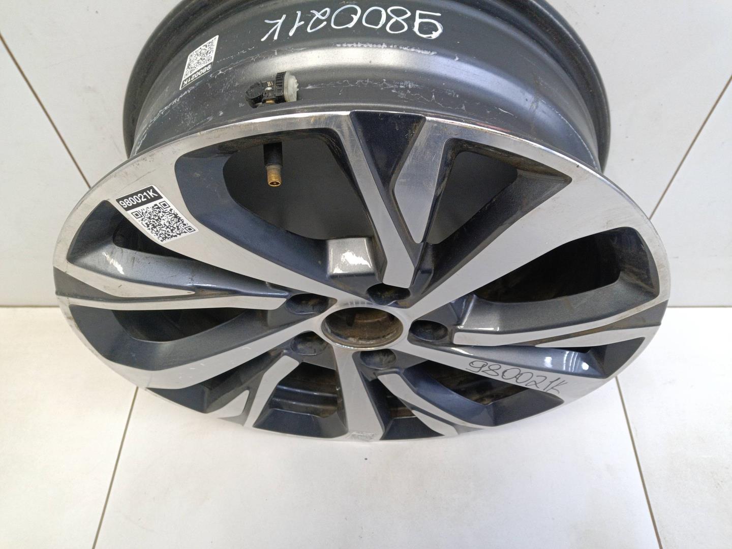 Диск колесный литой легкий сплав