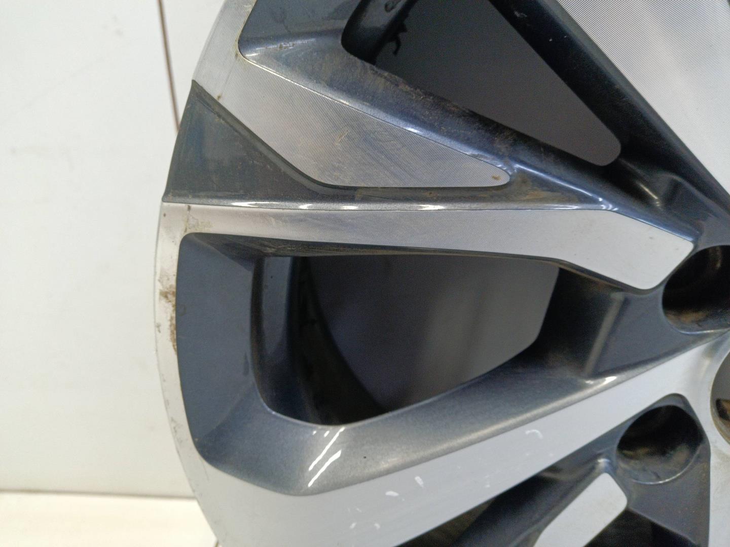 Диск колесный литой легкий сплав