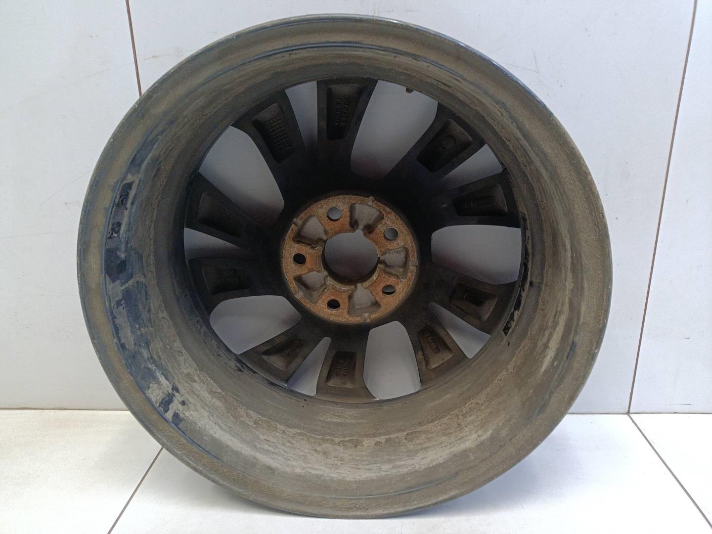 Диск колесный литой легкий сплав