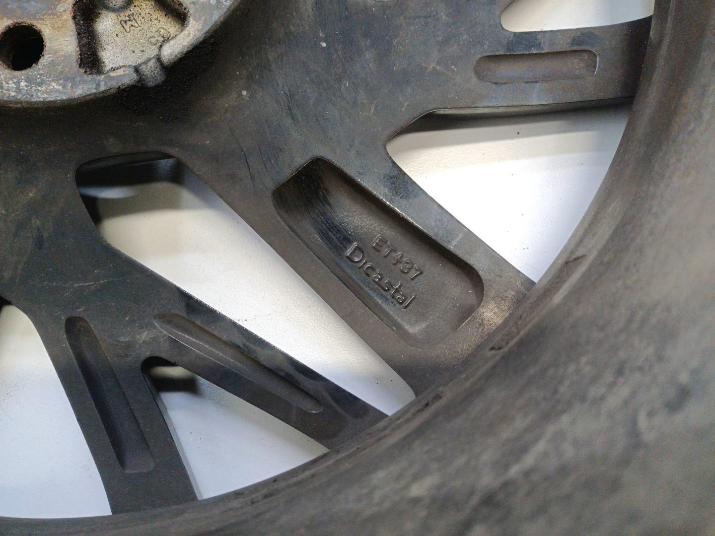 Диск колесный литой легкий сплав