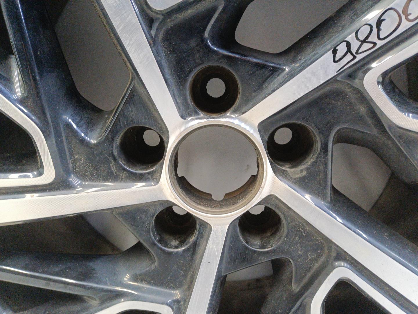 Диск колесный литой легкий сплав