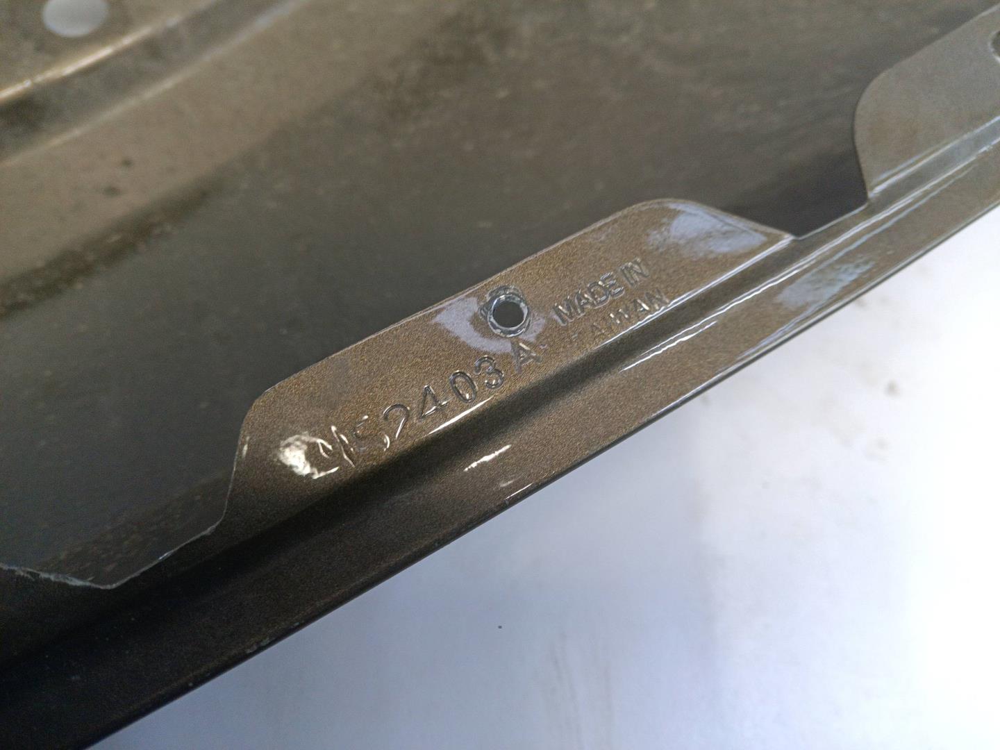 Крыло переднее правое