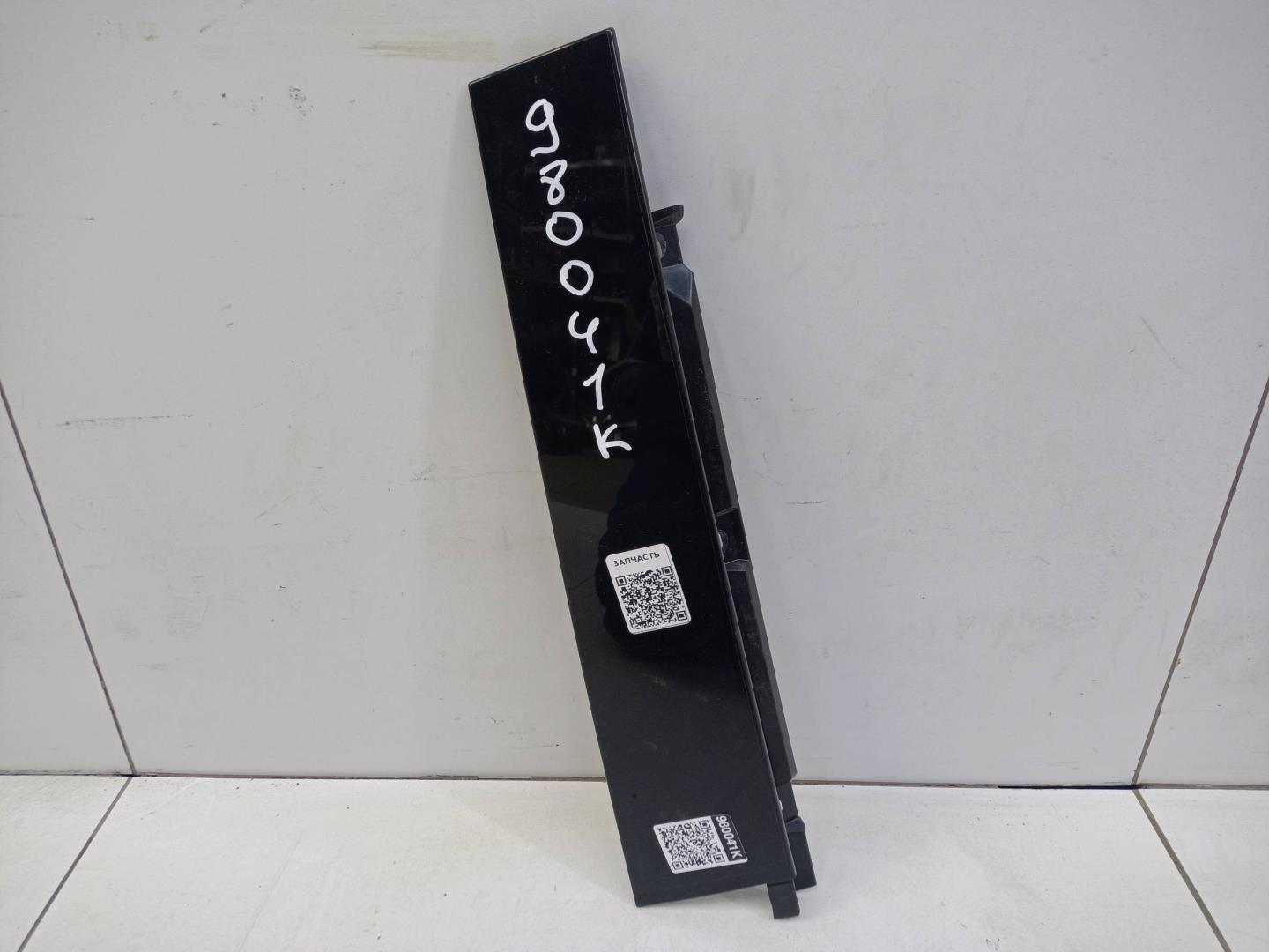 Накладка двери задней левой