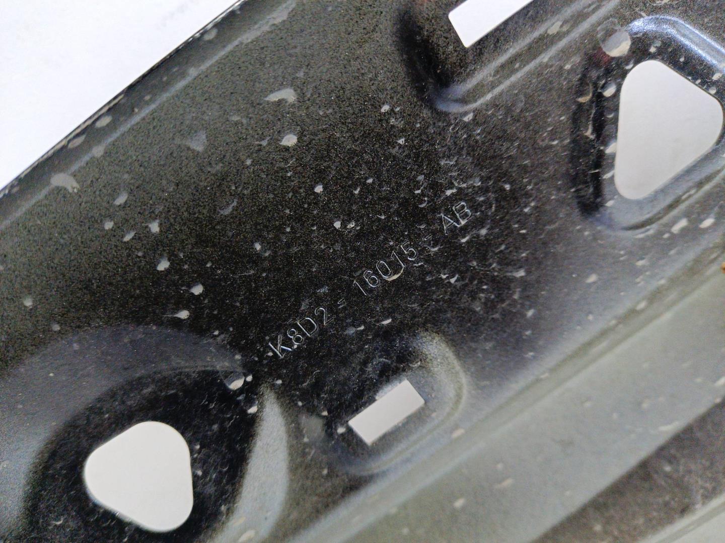 Крыло переднее правое