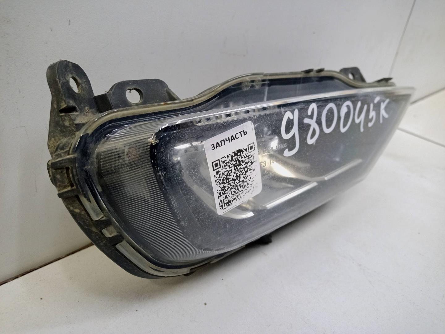 Фара противотуманная правая