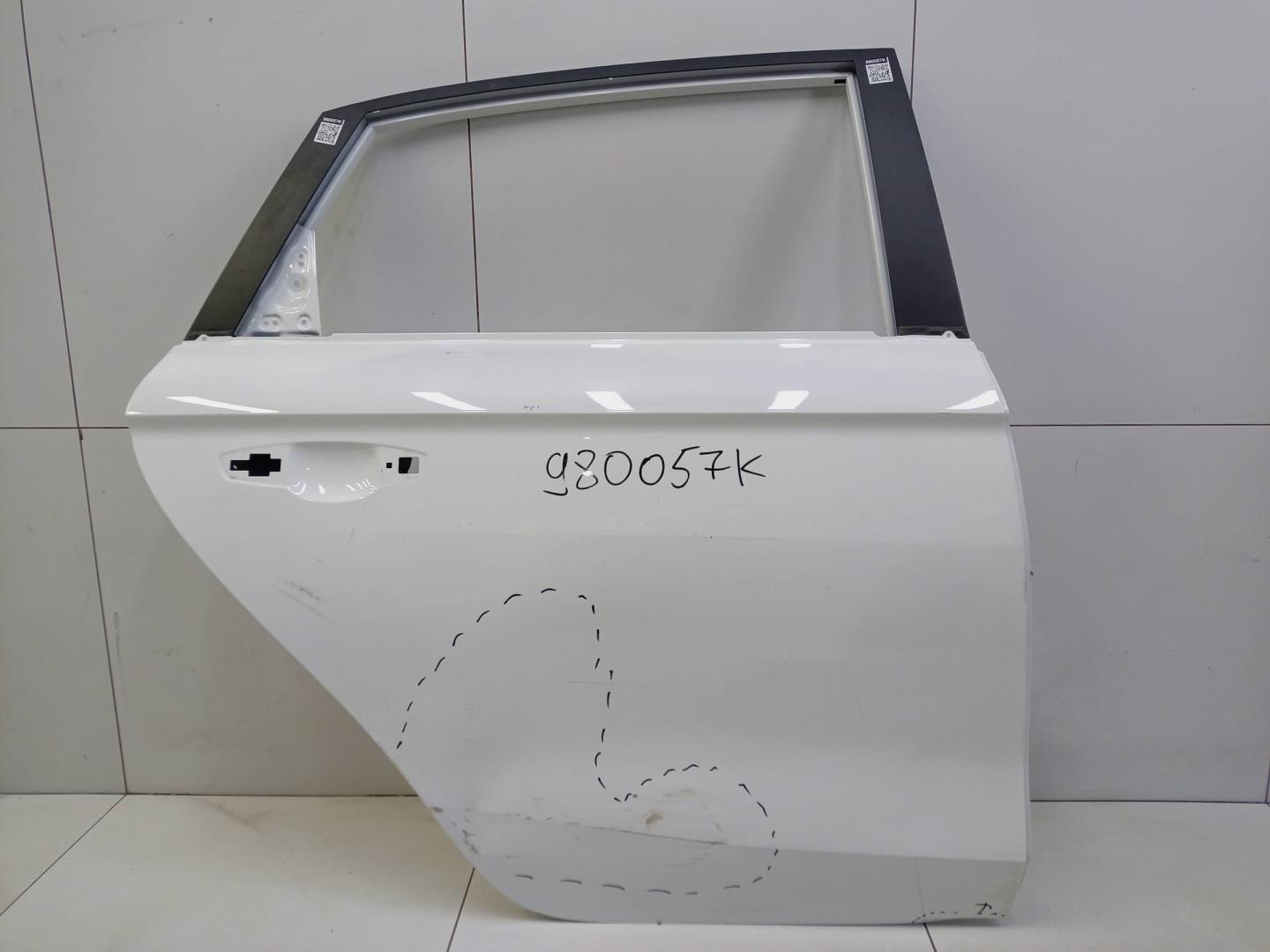 Дверь задняя правая