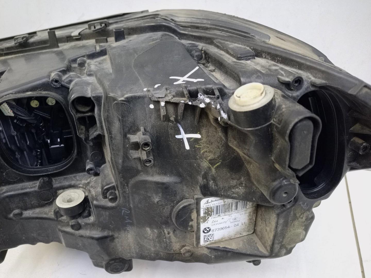 Фара правая