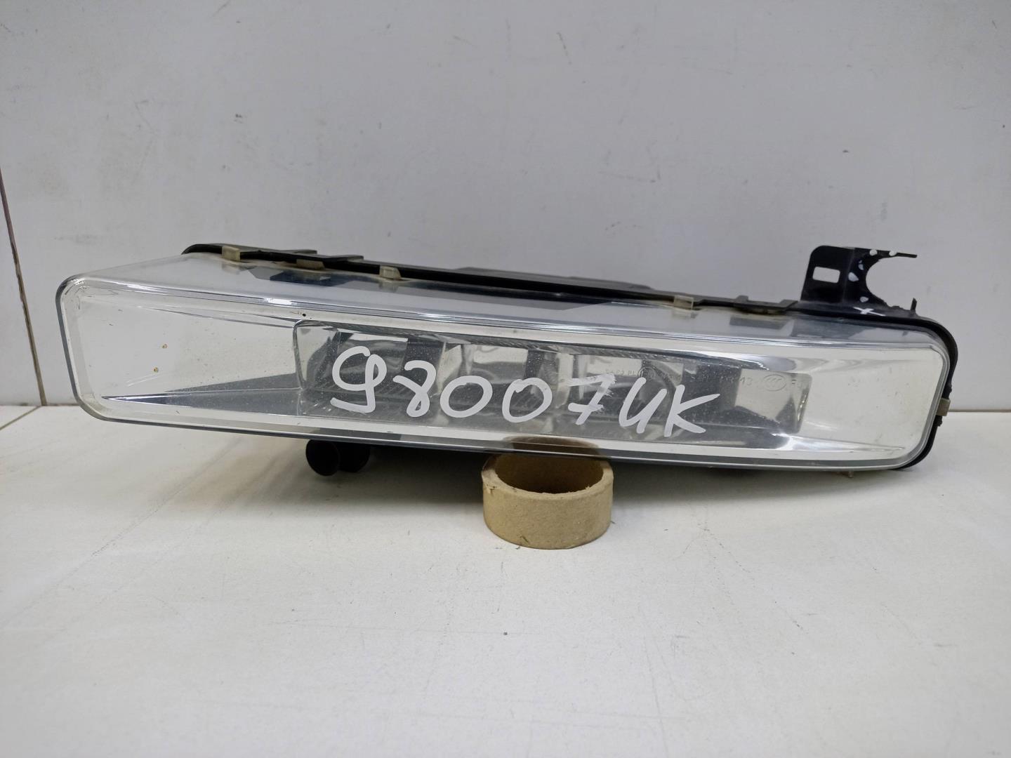 Фара дневного света левая (ходовые огни)