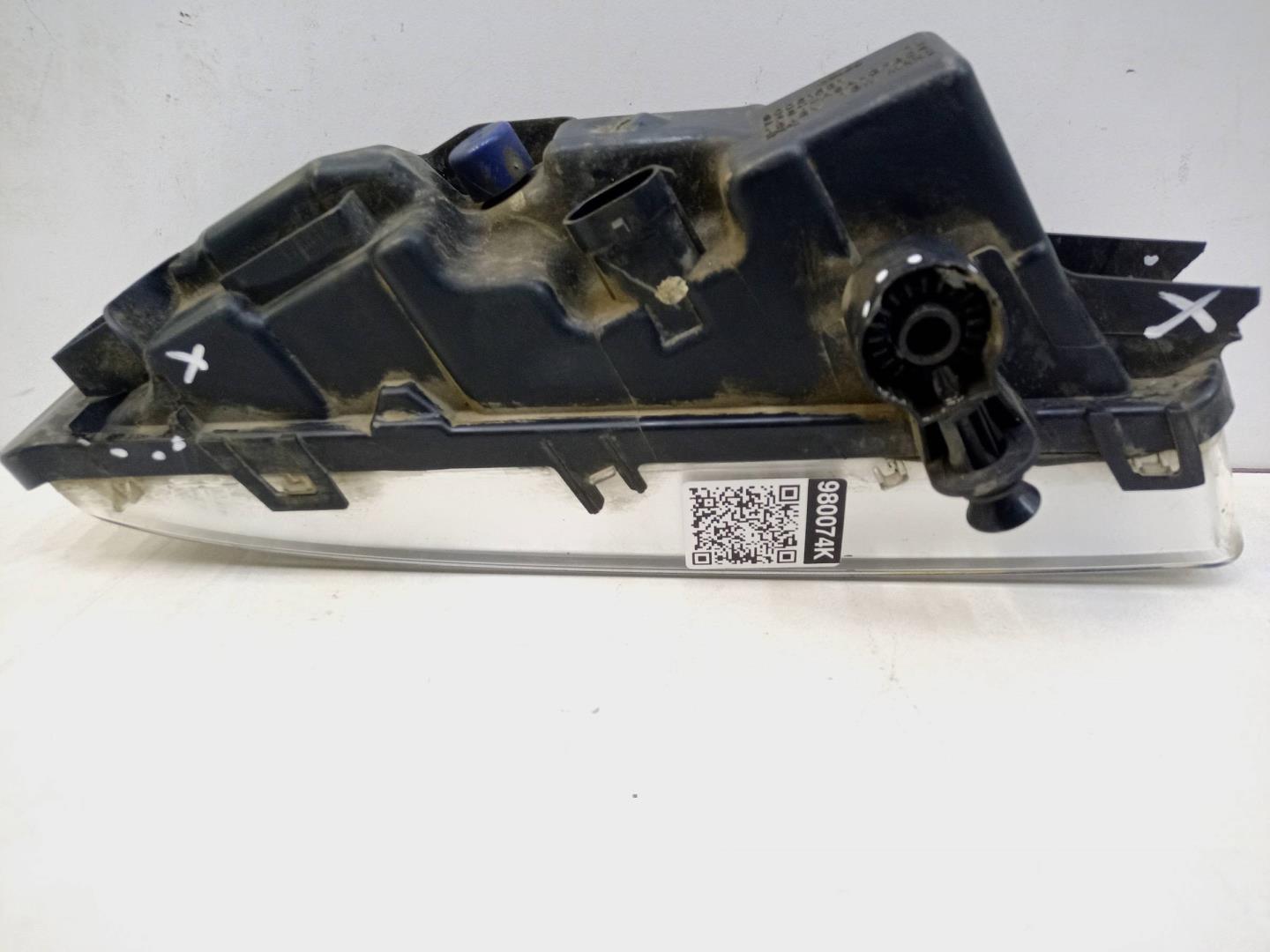 Фара дневного света левая (ходовые огни)