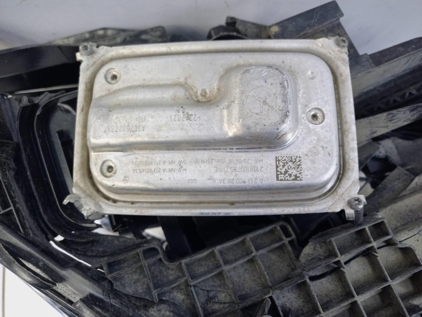 Фара правая