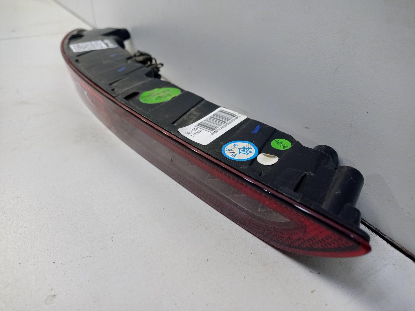 Фонарь задний в бампер левый