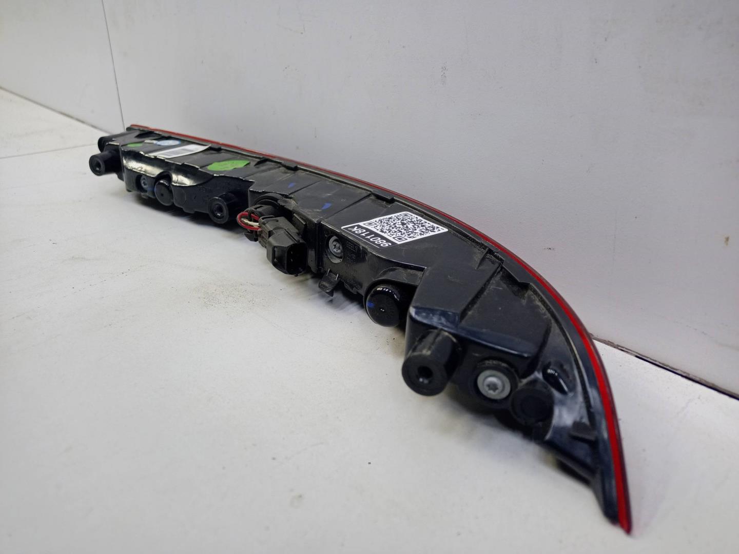 Фонарь задний в бампер левый