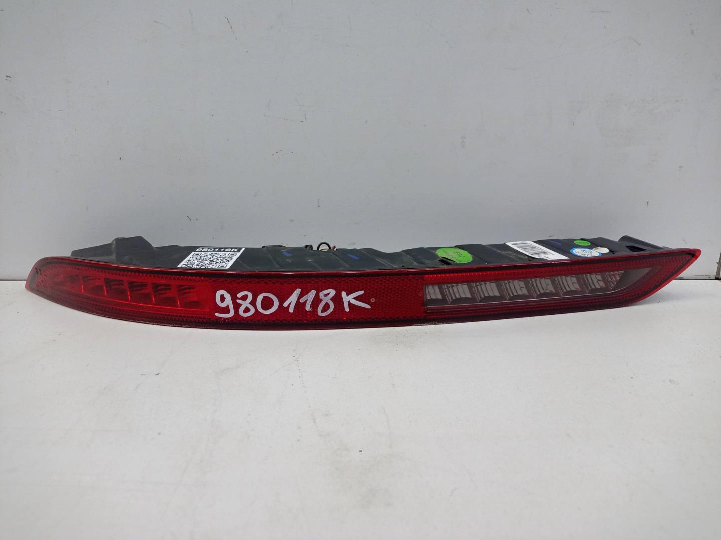 Фонарь задний в бампер левый