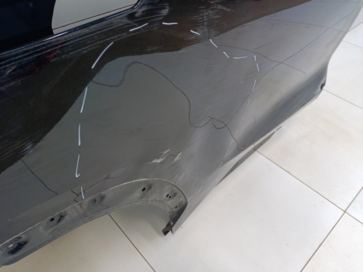 Дверь задняя правая