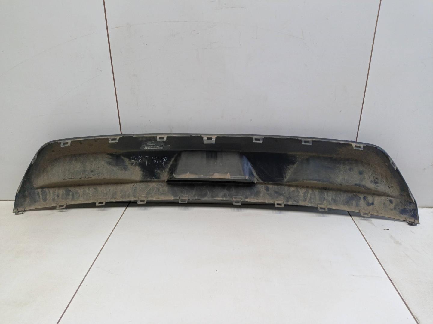 Накладка заднего бампера