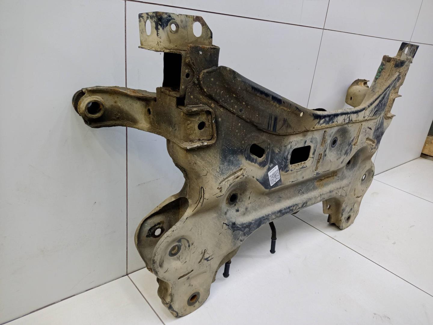 Балка подмоторная