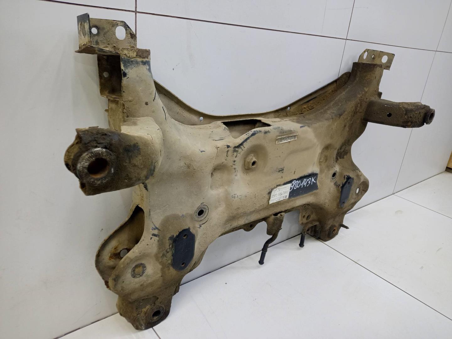 Балка подмоторная