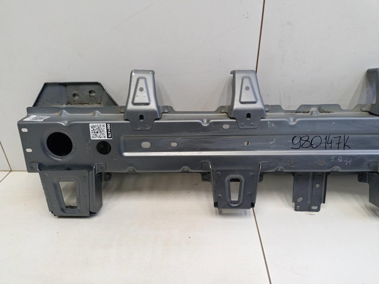 Усилитель заднего бампера