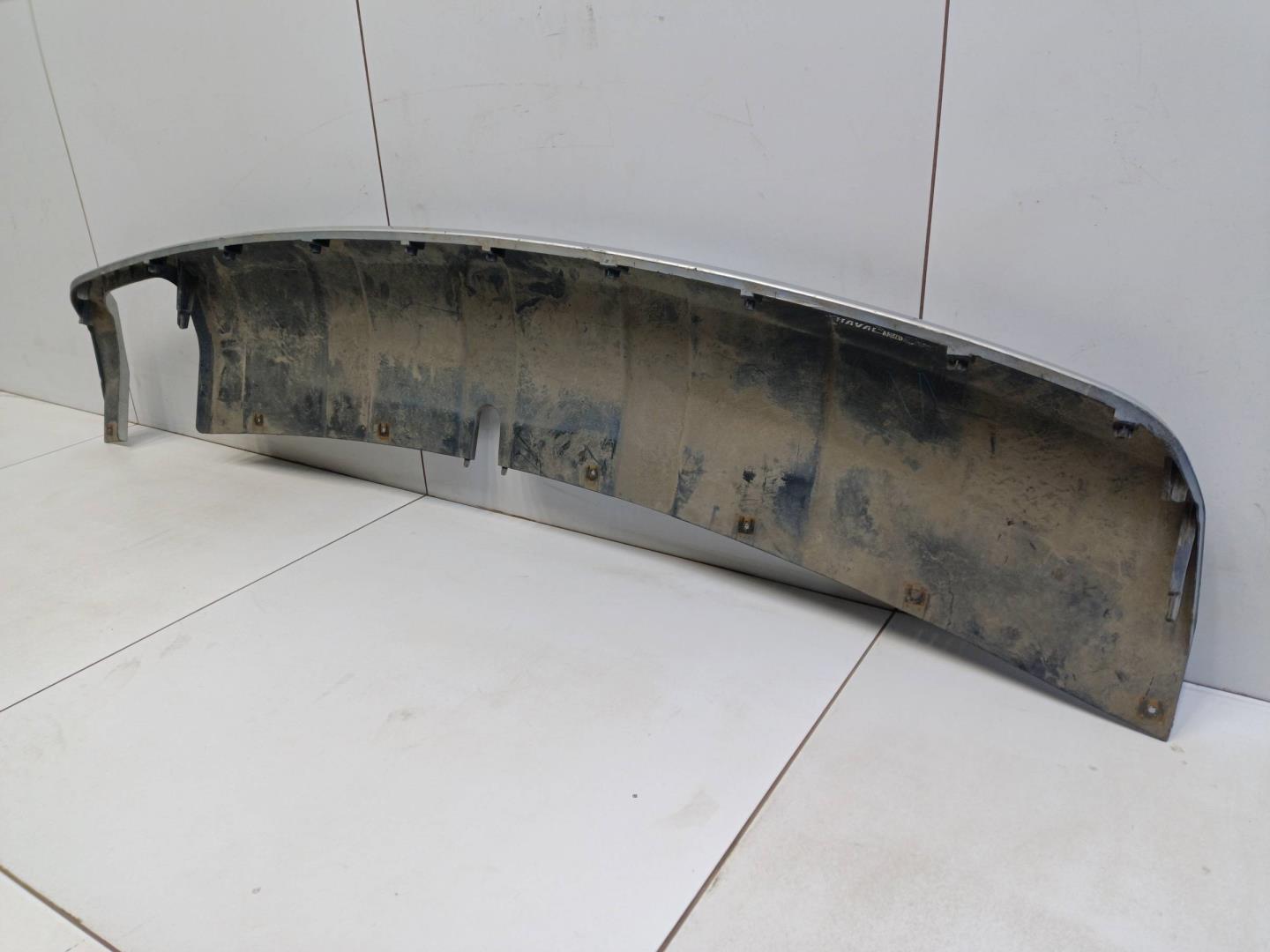 Накладка заднего бампера