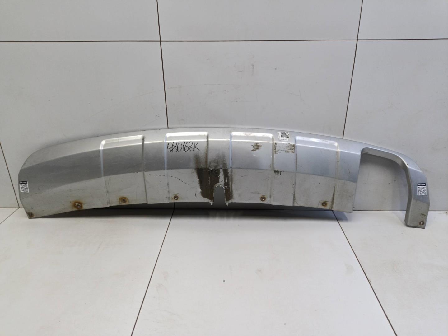 Накладка заднего бампера