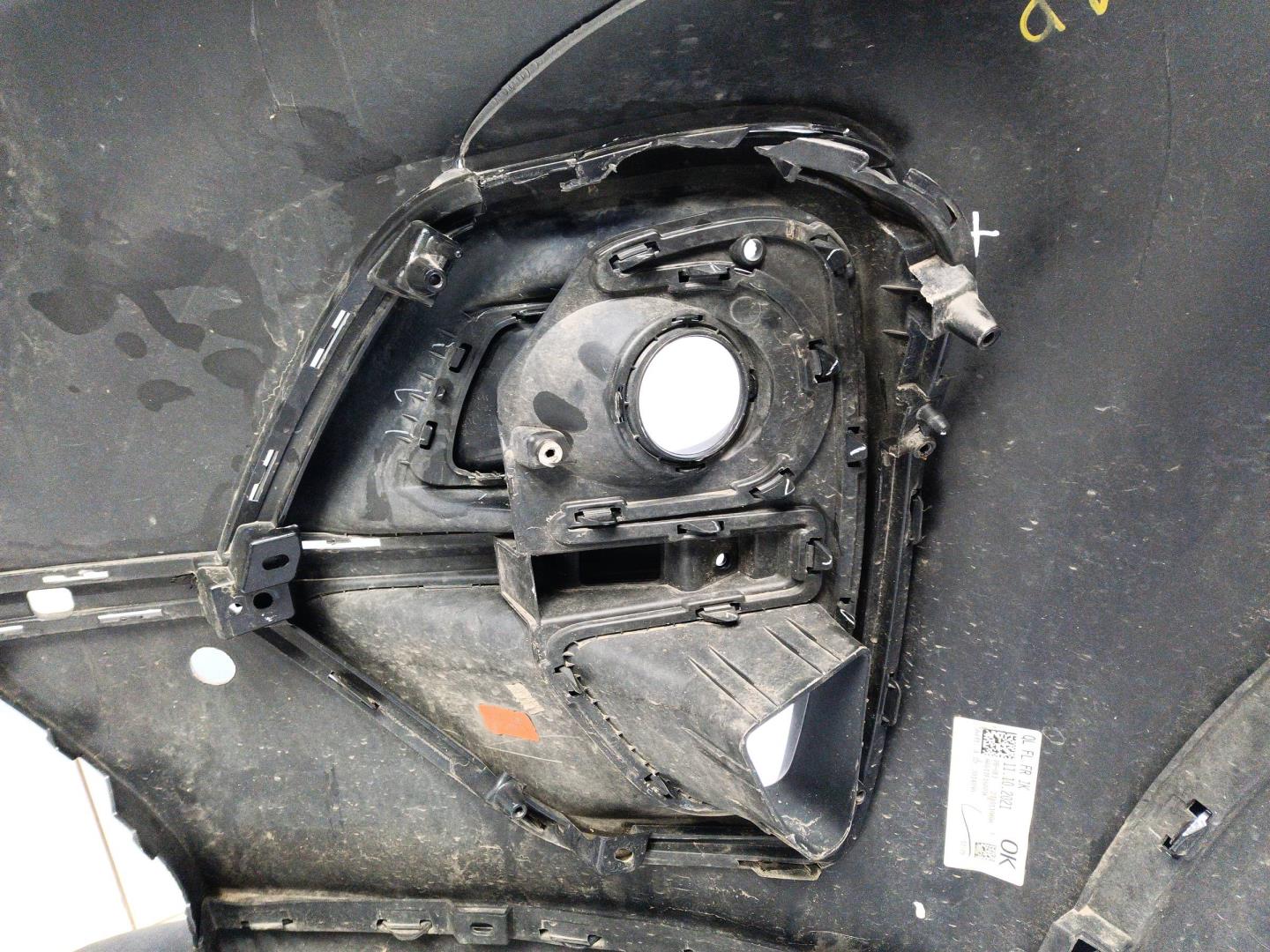 Бампер передний