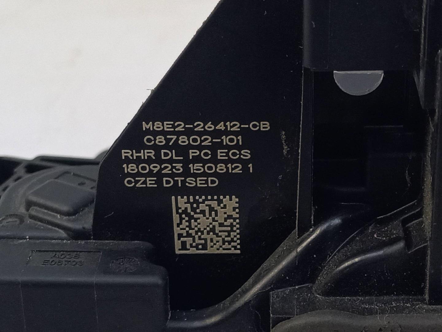 Замок двери задней правой