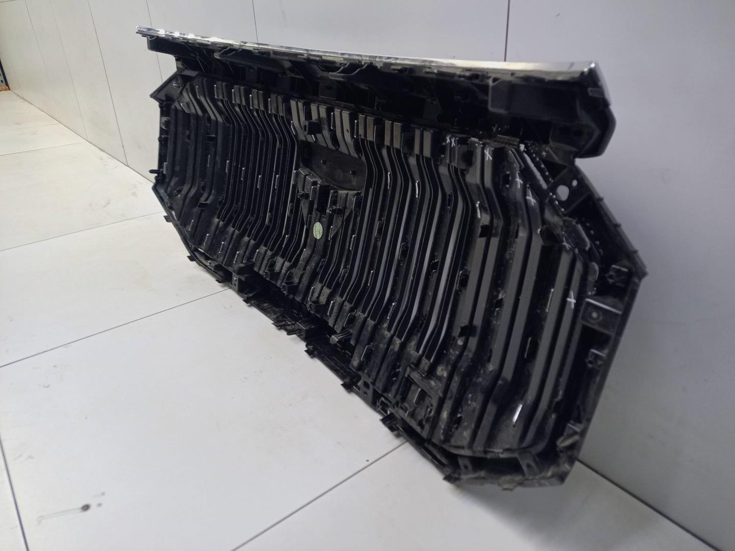 Решетка радиатора