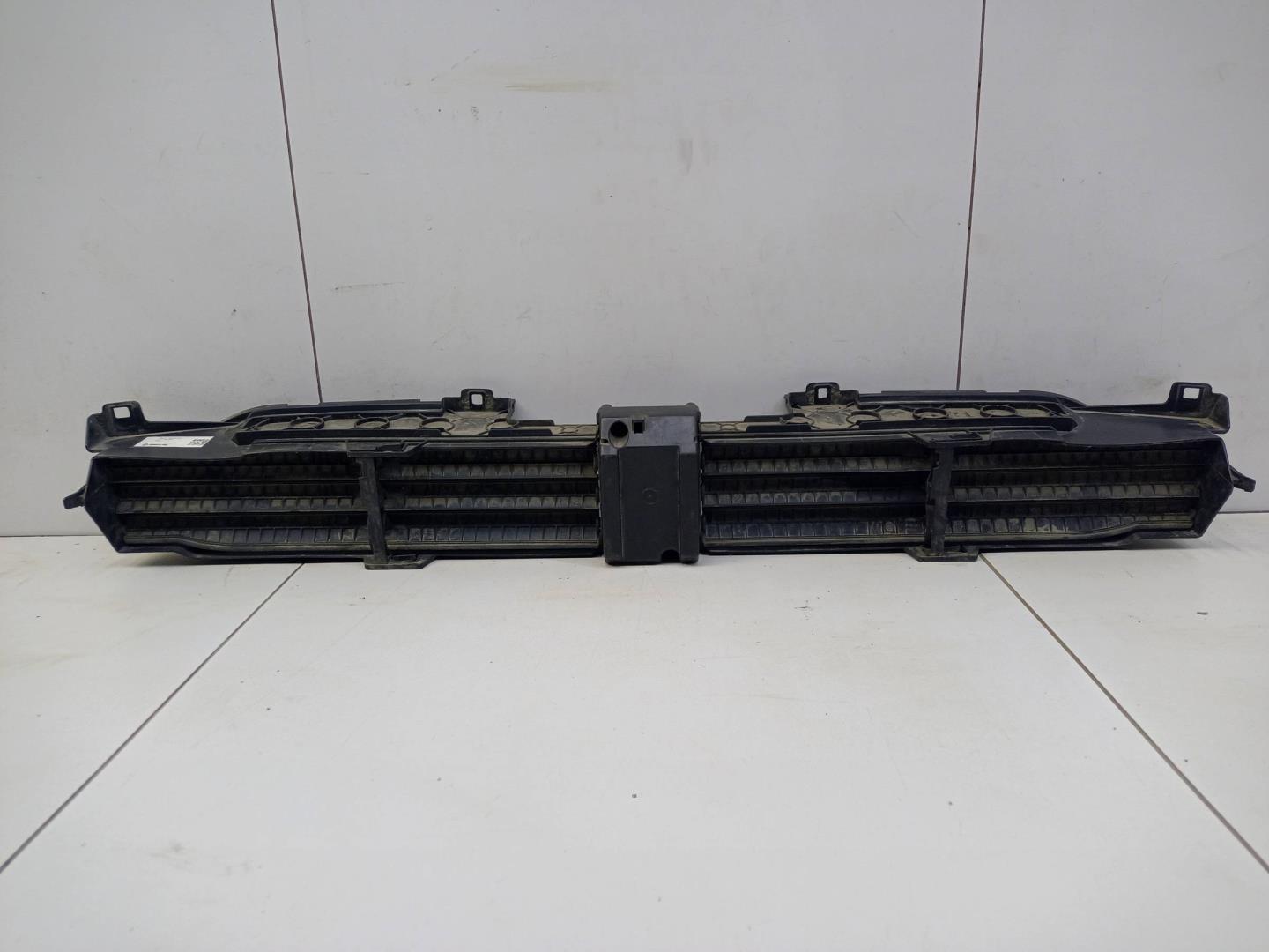 Жалюзи (воздуховод) бампера переднего