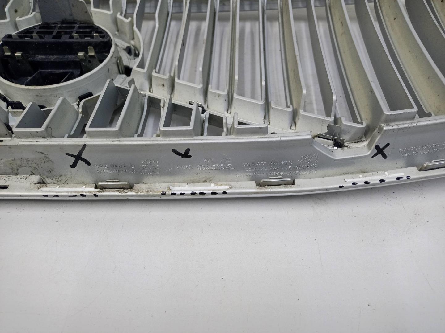 Решетка радиатора