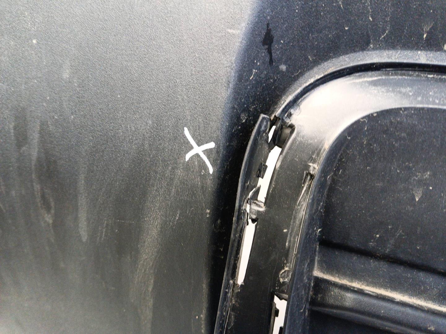 Бампер задний