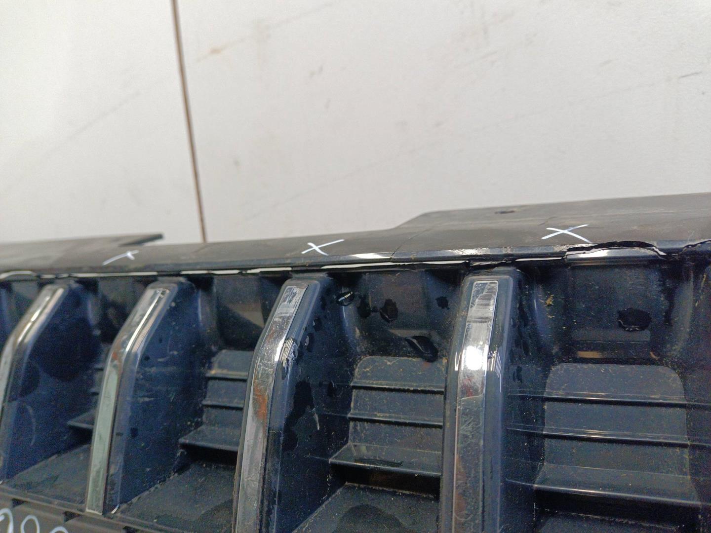 Решетка радиатора