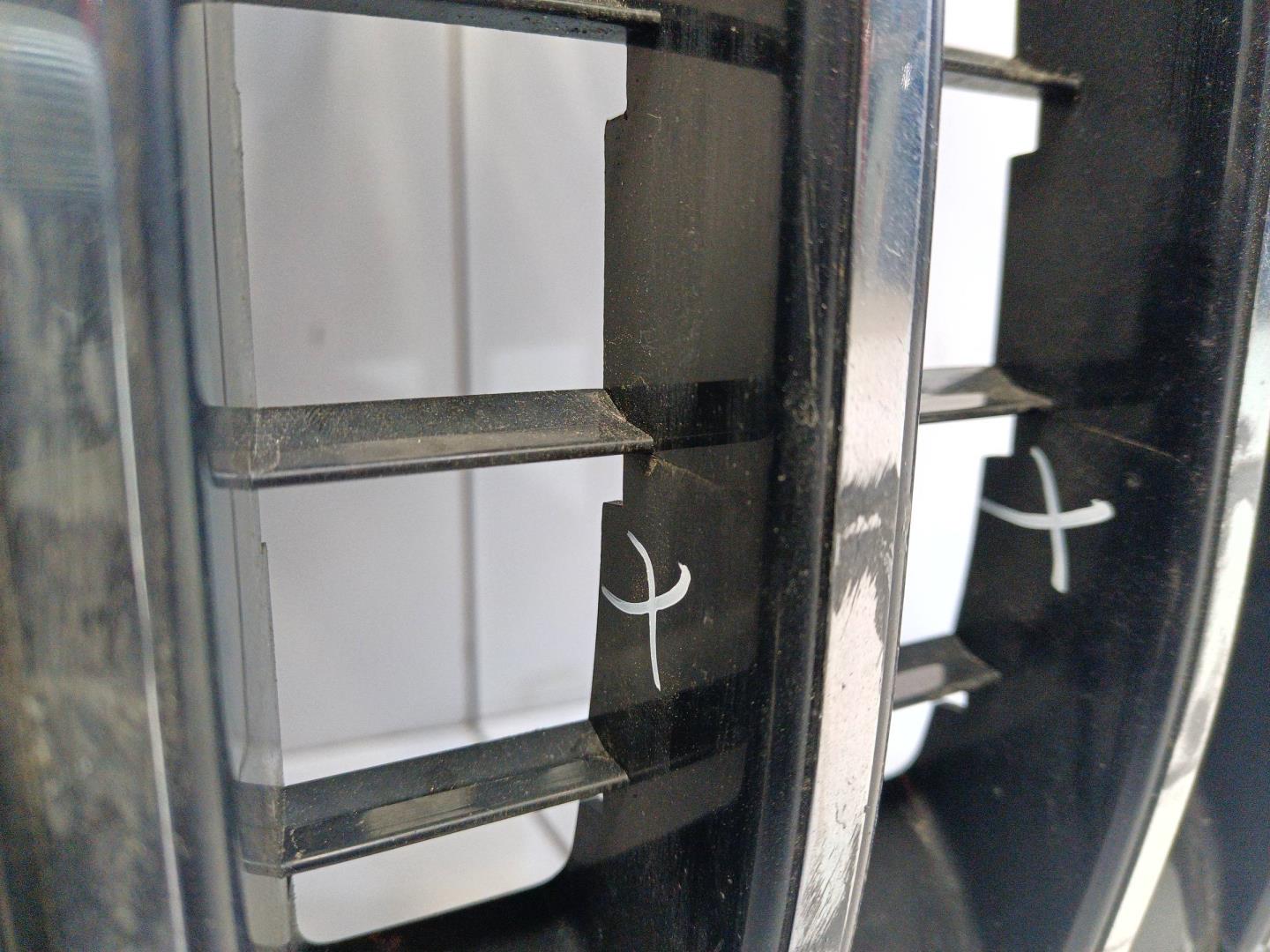 Решетка радиатора