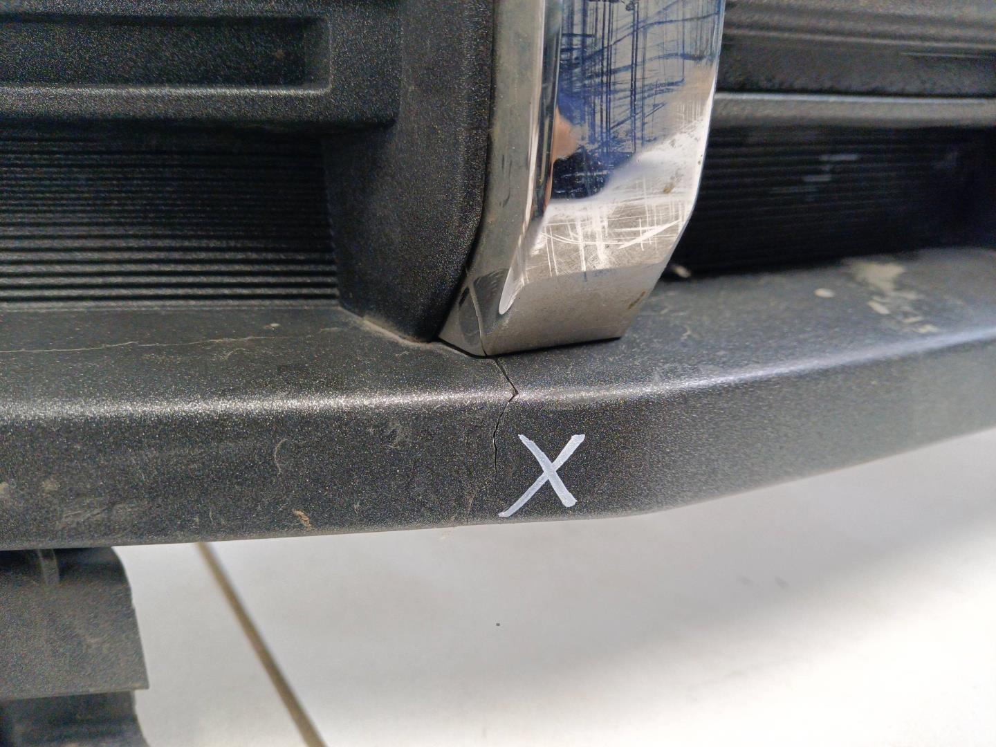 Решетка радиатора