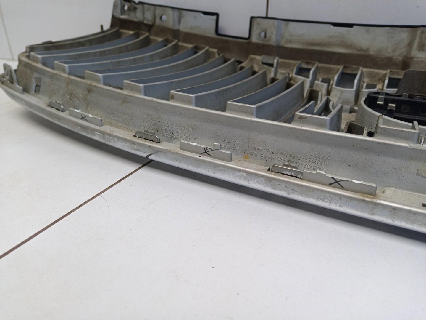 Решетка радиатора