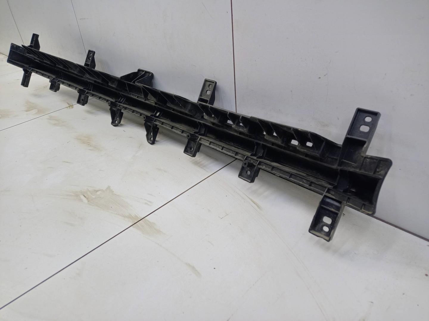 Накладка на решетку радиатора