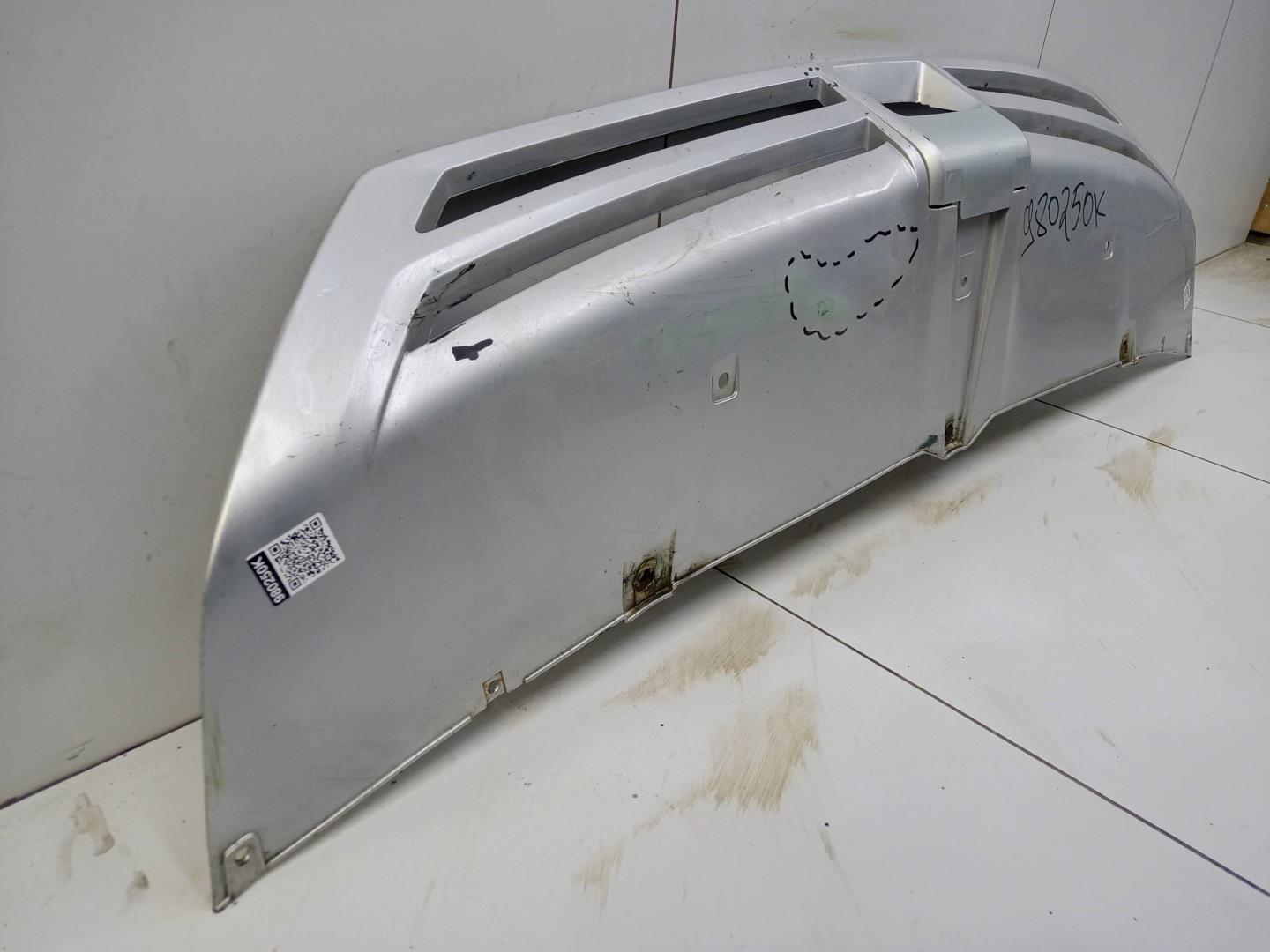 Накладка переднего бампера