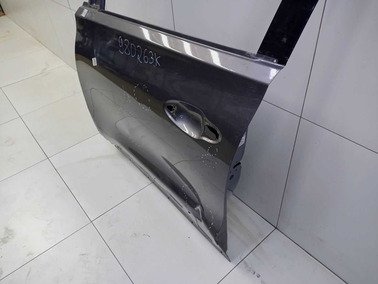 Дверь передняя левая