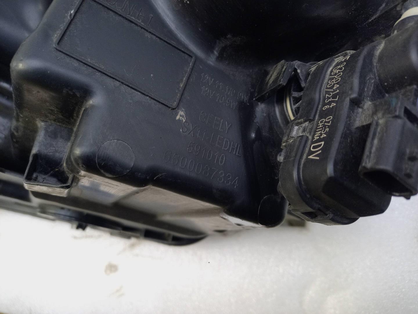 Фара правая